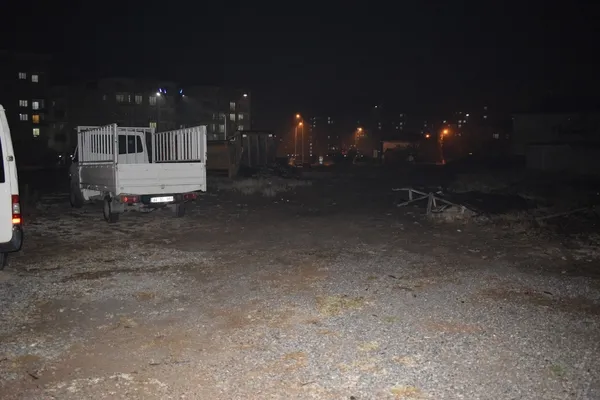 malatyada-korkunc-kadin-cinayeti-bosanma-asamasindaki-esini-defalarca-bicaklayarak-oldurdu-1635800497901.jpg Malatya’da korkunç kadın cinayeti! Boşanma aşamasındaki eşini defalarca bıçaklayarak öldürdü-2