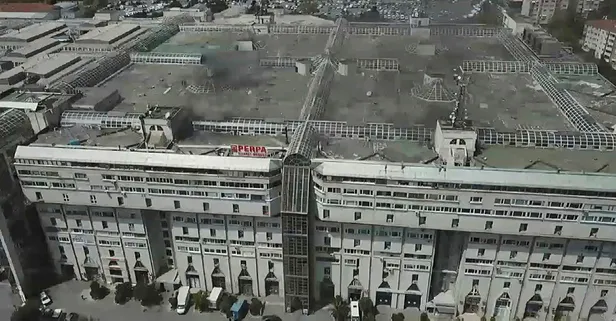 İstanbul Perpa'da iş merkezinde yangın!