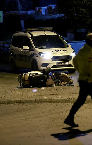 İstanbul'da feci kaza! Motosiklet sürücüsü can verdi