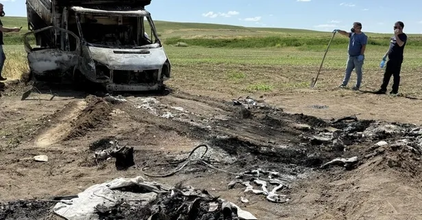 Diyarbakır'da vahşet: Baba ve oğlun yanmış cesedi bulundu