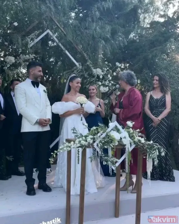 Zeynep Bastık ve eşi Tolga Akış hakkında ihanet iddiası! Zeynep o isimle evde bastı! Bir garip boşanma açıklamasının ardından... - 13