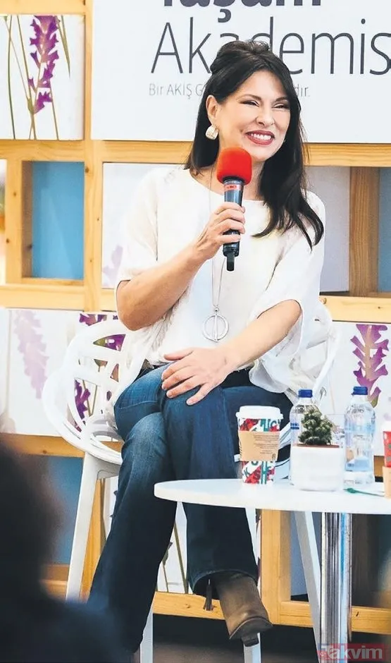 Sibel Can'ın yaş gününde oğlu Engincan Ural'dan bomba paylaşım! Emir Sarıgül ile tatil görüntüleri ifşa olmuştu o kare ortalığı salladı - 49