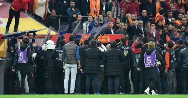 İşte sosyal medyada Hasan Şaş tepkileri!