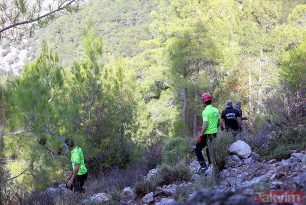 Türkiye Müslüme'ye ağlıyor! Müslüme’nin cenazesi dedesinin köyüne getirildi! Müslüme son yolculuğuna uğurlandı - 6