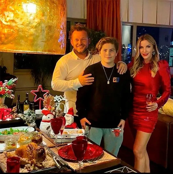 ivanadan-sert-sozler-ozcan-denize-oyle-sozler-soyledi-ki-1638904039709.jpeg Ivana'dan sert sözler! Özcan Denize öyle sözler söyledi ki...-4