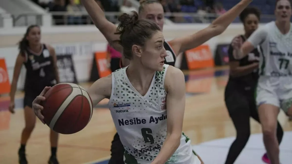 Nesibe Aydın deplasmanda galip