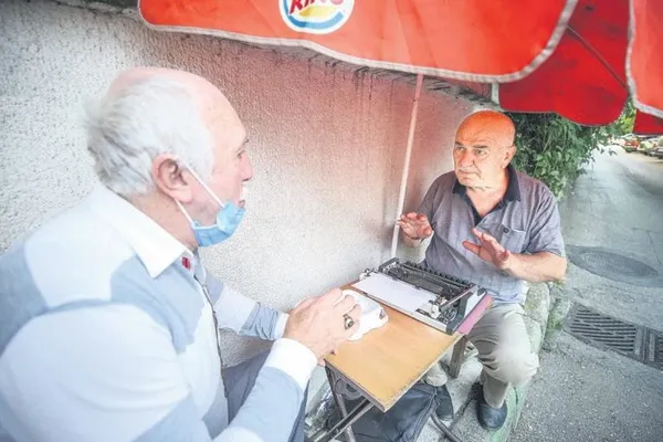 İki muhabir, sevgilisine şiddet uygulayan Tolgahan T'nin belindeki bıçağı aldı kadını kurtardı (Yaşam haberleri)-16