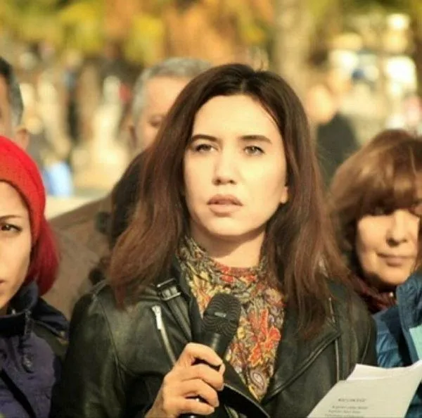 CHP’lilerin taciz ve tecavüzüne uğrayan kadınlar yaşadıkları dehşeti anlattı: Sen kızsın ismin kötüye çıkar