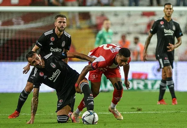 erman-toroglundan-sergen-yalcina-bomba-sozler-mustafa-denizli-ve-fatih-terime-benzeme-1631995293334.jpeg Erman Toroğlu'ndan Sergen Yalçın'a bomba sözler: "Mustafa Denizli ve Fatih Terim'e benzeme"-3