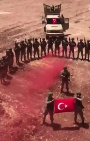 Mehmetçik'ten Babalar Günü videosu