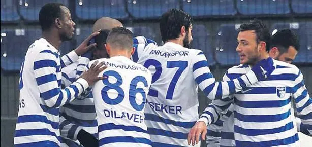 Ankara zirvede emin adımlarla!