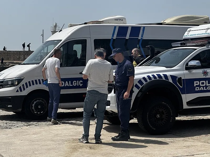 antalyada-falezlerden-dusen-abd-uyruklu-zacharia-hussein-diriye-hayatini-kaybetti-1778325767370.jpeg Antalya'da falezlerden düşen ABD uyruklu Zacharia Hussein Diriye hayatını kaybetti-2