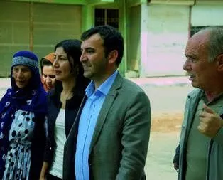 Vatandaşlar HDP’li vekillerin elini bile sıkmadı!