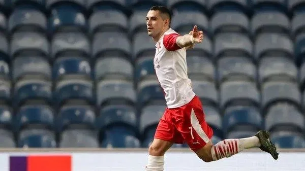 adim-adim-stanciu-1625964315720.jpeg Nicolae Stanciu adım adım Galatasaray'a-3