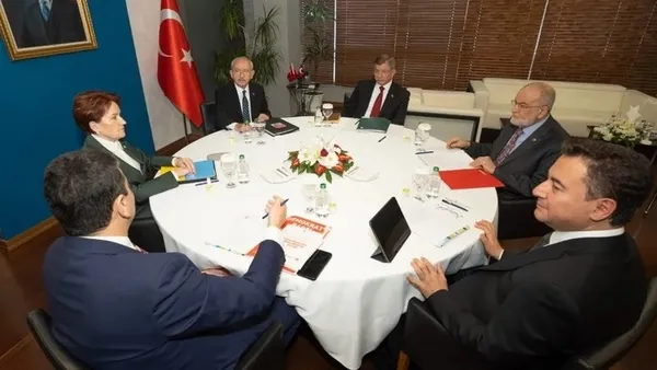 koalisyonda-liste-savaslari-devanin-saadeti-bozuldu-her-partiden-farkli-oneri-1680586645166.jpg Koalisyonda liste savaşları! DEVA'nın itirazları İP'leri kopma noktasına getirdi: Her partiden farklı öneri-9
