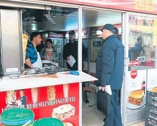 Öğrenciler döneri boykot edecek: Tavuk muyuz?