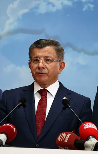 Davutoğlu, İmamhatipli bir Cumhurbaşkanını devirmek için yola çıkan sözde dindarlar olarak tarihe geçecek