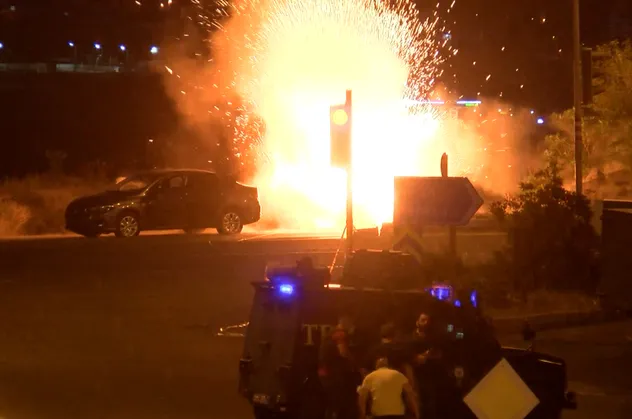 Diyarbakır'da bombalı saldırı polis ekiplerinin yaptığı uygulamayla önlendi