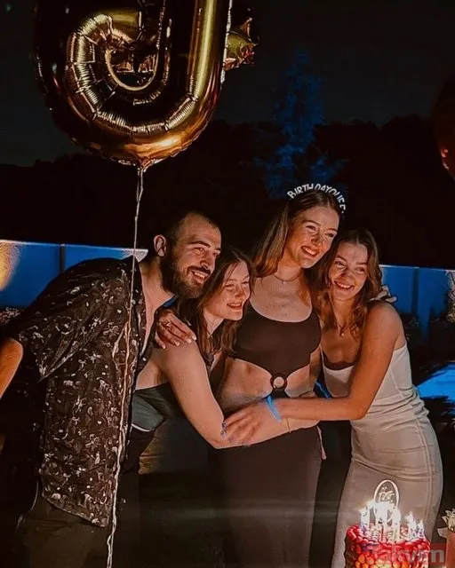 2 kız kardeşini herkes biliyordu! Filenin Sultanları’ndan Zehra Güneş’in sır gibi sakladığı abisine bakın! “Genler sağlam” - 24