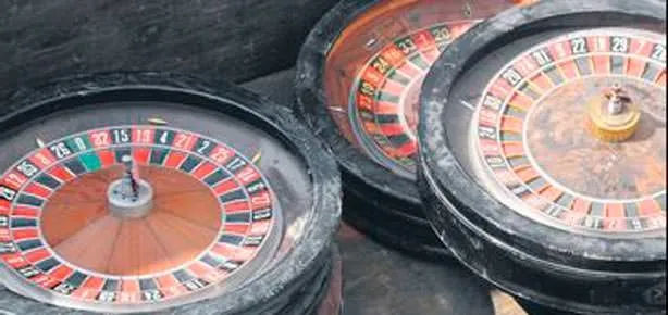 Kumarhanelere dernek kılıfı