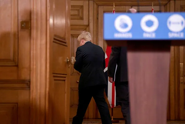 ingiltere-basbakani-boris-johnson-koronavirusun-mutasyona-ugradigini-acikladi-ulke-kepenk-indiriyor-1608405210483.jpg İngiltere Başbakanı Boris Johnson, koronavirüsün mutasyona uğradığını açıkladı! Ülke kepenk indiriyor-8