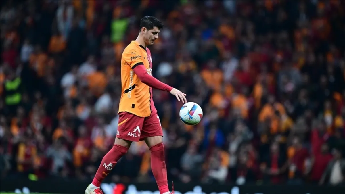 Morata eşyalarını topladı
