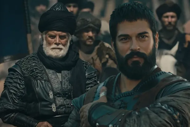 kurulus-osman-savci-bey-kimdir-savci-beyi-canlandiran-kanbolat-gorkem-arslan-kimdir-kac-yasinda-nereli-1602078679621.jpg