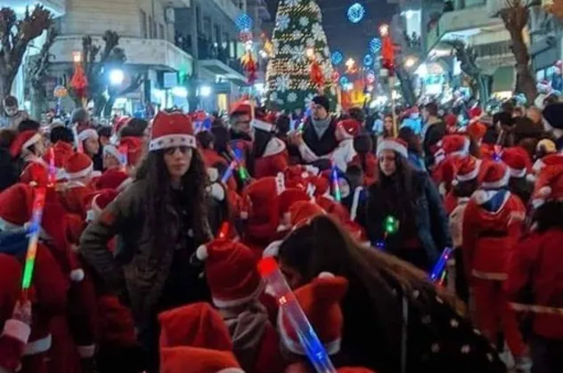 Suriye'de Noel coşkusu! Sabaha kadar sokaklarda eğlendiler