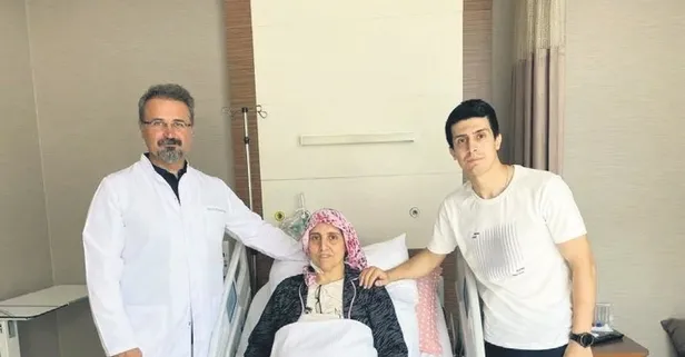 Canım ciğerim! Kariyerinden vazgeçti: Annesine donör oldu