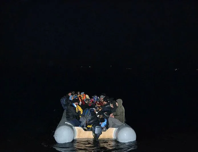 64 düzensiz göçmen yakalandı