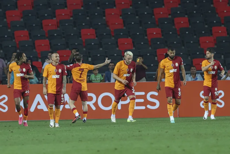 Galatasaray'da ayrılık! Yönetim onay verdi - 2