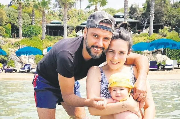 Alişan eşi Buse Varol'a 600 bin liralık cip hediye etti