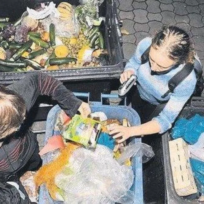 Almanyanın krizle imtihanı! Çöpten yemek adımı...