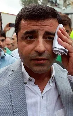 HDP'lileri ecnebiler bile sallamadı!