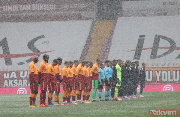 Reha Kapsal - İki Farklı Devre Böyle Ağır Zeminlerde İkili Mücadelenin Öne Çıkacağı Oyunlar Olur. Bu Yüzden Rakiple Aynı Dili Konuşmak Gerekir. Bunu İlk Devre...