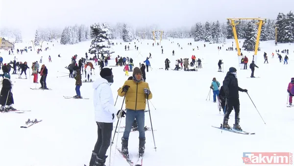 Uludağ'da yoğunluk! Kayak pistleri tıklım tıklım - 12