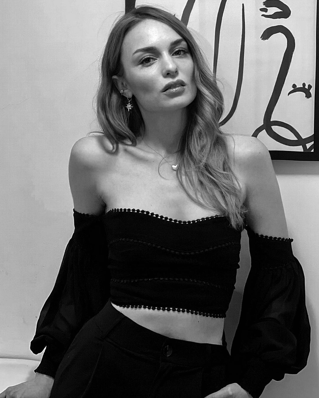 Nilperi Şahinkaya günler sonra yeni açıklama! Münevver Karabulut'u öldüren Cem Garipoğlu'nun kardeşi Sakine ile poz vermişti... - 4