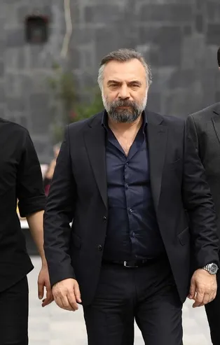 Eşkıya Dünyaya Hükümdar Olmaz 136. yeni bölüm fragmanı: Benimle evlenir misin? EDHO 135. son bölüm full tek parça izle