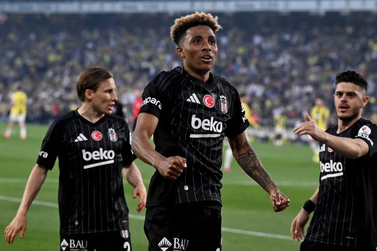 1790059150616.jpeg Trabzonspor'da orta sahaya tanıdık isim! Transferde ilk hamle belli oldu-4