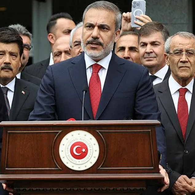 Polonyalı mevkidaşı Hakan Fidan’ı tebrik etti!