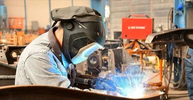Tüketen değil üreten bir Türkiye! 2024'e 6 bin 250 fabrika ile giriyoruz