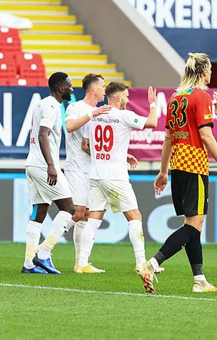 Göztepe 3-5 Sivasspor  | Maç Özeti