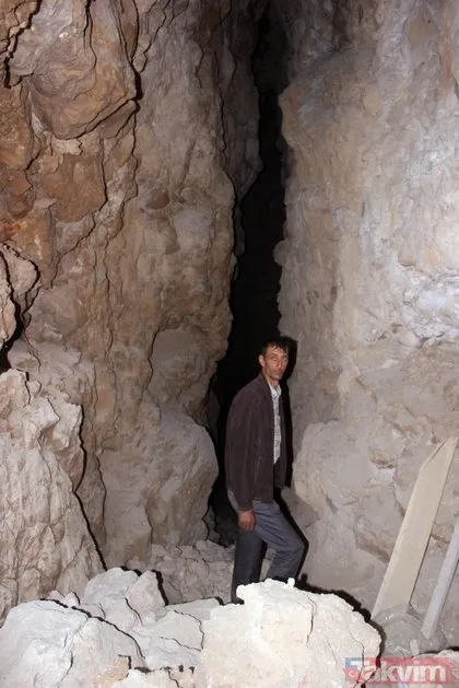 Karaman’da yerin 36 metre derinliğindeki mağarada 5 ay bekletilen Divle obruk peyniri çıkarılmadan yüzde 80’i satılıyor