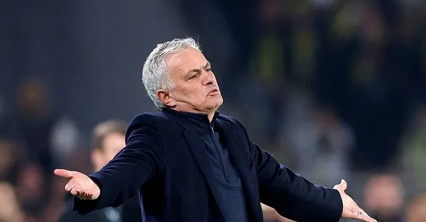 Mourinho’dan Fenerbahçe’yi aşağılayan açıklamalar! Taraftarlar sert tepki gösterdi...