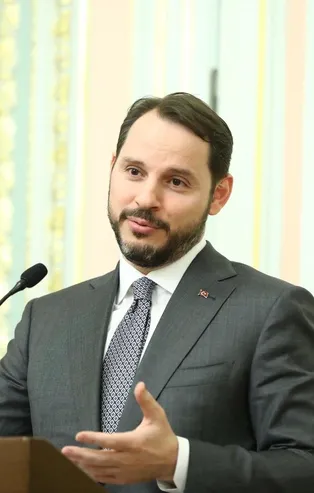 Bakan Albayrak: Ekonomideki yakın dönem beklentilerimizi aktardık