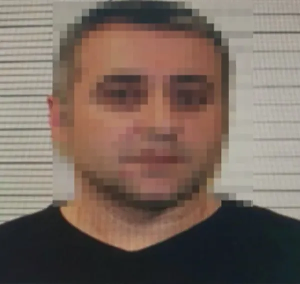 zindastinin-kizini-ve-yegenini-oldurttugu-iddia-eddilen-orhan-ungan-yurt-disina-kacarken-boyle-yakalandi-1609493682456.jpg Zindaşti'nin kızını ve yeğenini öldürttüğü iddia edilen Orhan Üngan yurt dışına kaçarken böyle yakalandı-5