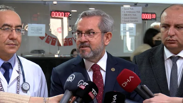 asrin-felaketinde-enkazdan-248-saatte-kurtarilan-aleyna-olmezin-servise-cikarilmasi-planlaniyor-aleynanin-duru-1676889143553.jpeg Asrın felaketinde enkazdan 248. saatte kurtarılan Aleyna'nın servise çıkarılması planlanıyor! "Aleyna'nın durumu gayet iyi"-5