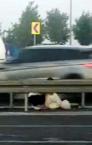 Görenler şoke oldu! Pes dedirten manzara! Yer: İstanbul