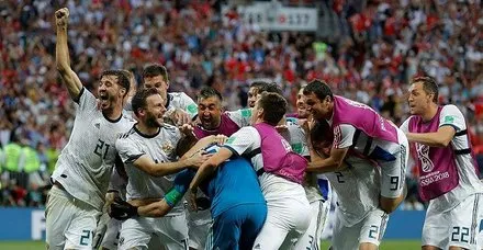 Rusya İspanya'yı penaltılarla yenerek çeyrek finale yükseldi