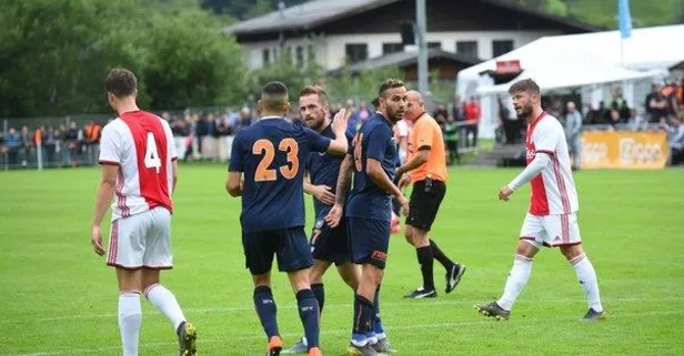 Medipol Başakşehir hazırlık maçında Ajax'a kaybetti